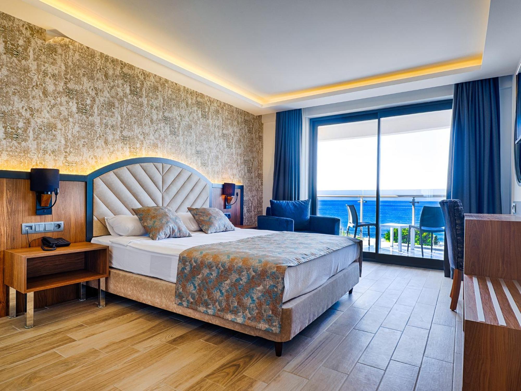 Double Room Balcony Sea View