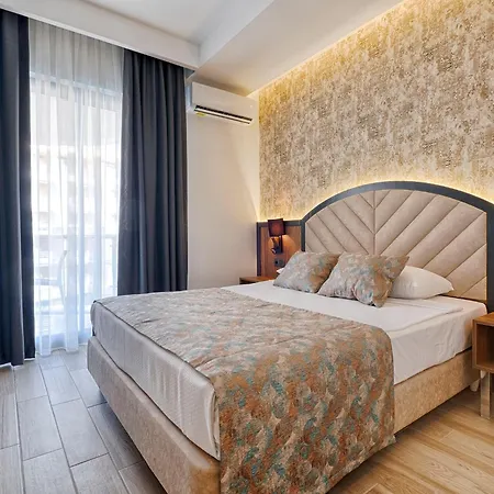 Grand Uysal Beach & Spa Hotel-3